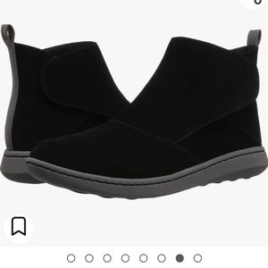 Clark cloud steppers cushioned booties